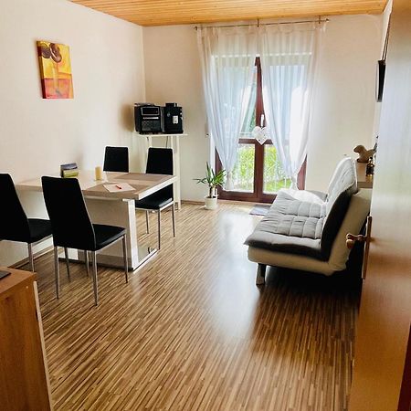 Kleine Ein Zimmer Wohnung Mit Gartenanlage Salem  Exterior photo