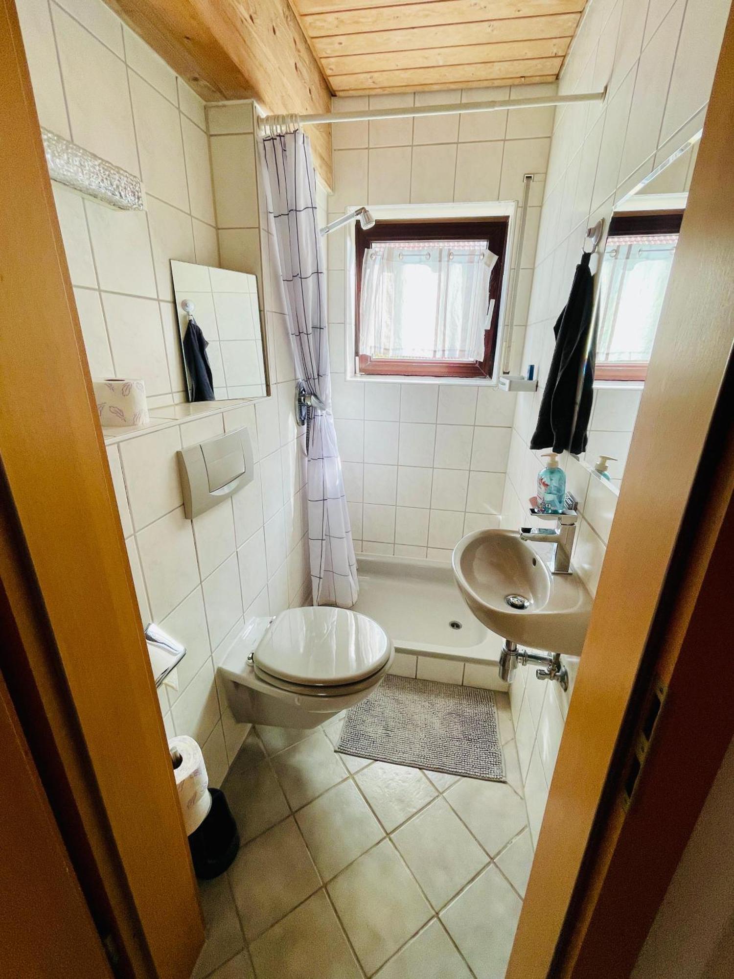 Kleine Ein Zimmer Wohnung Mit Gartenanlage Salem  Exterior photo